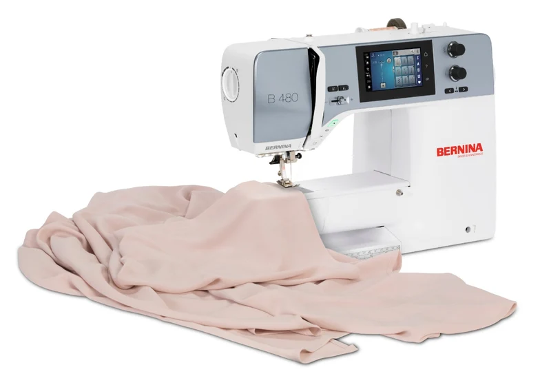 BERNINA - B480 - wunderschönes Design mit Kniehebel und Anschiebetisch