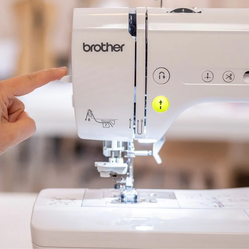 Brother Innov-is M340E mit Stickmodul