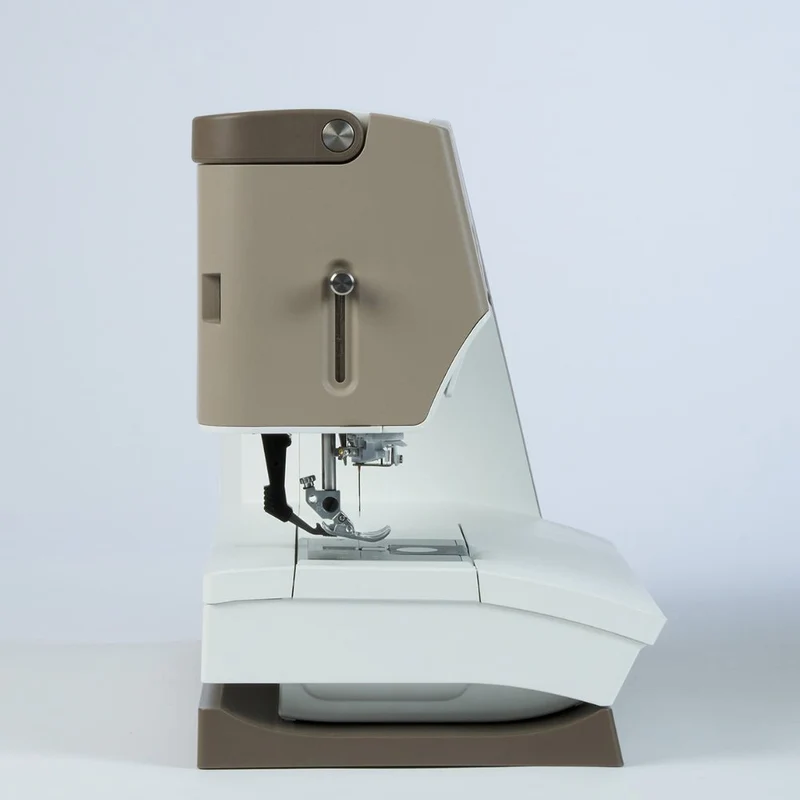 Pfaff creative performance 680 mit Stickmodul