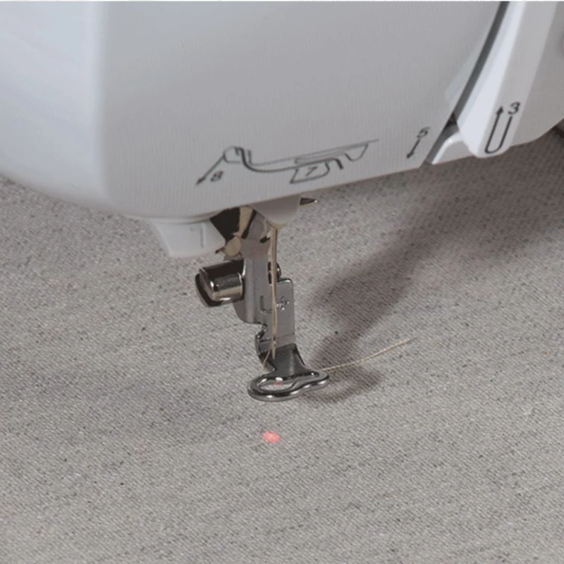 Brother Innov-is 2700 mit Stickmodul