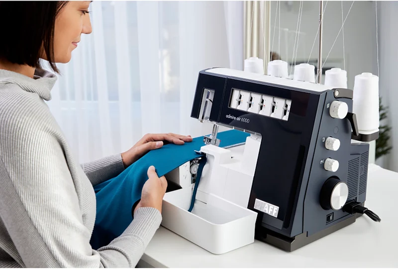 PFAFF - Coverlock admire air 6000
