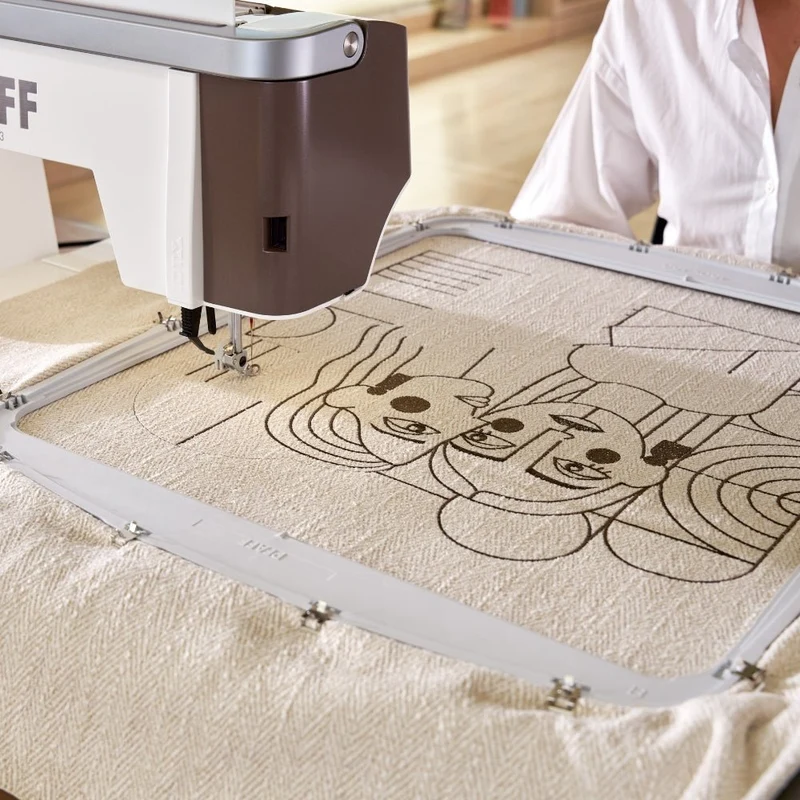 Pfaff creative icon 3 Näh und Stickmaschine mit Stickmodul