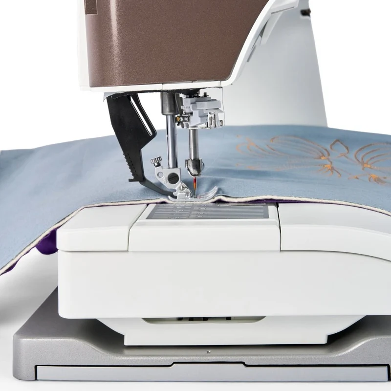 Pfaff creative icon 3 Näh und Stickmaschine mit Stickmodul