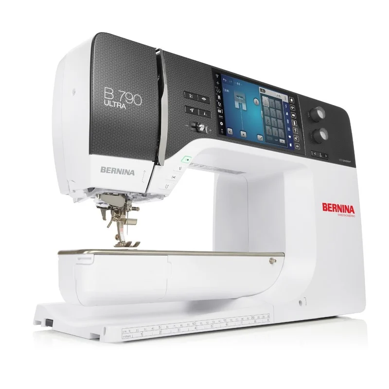 Bernina B 790 ULTRA mit SDT Stickmodul