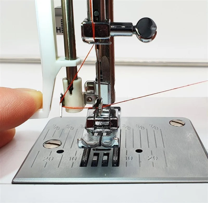 Carina Classic Nähmaschine – mechanisch, robust für den Haushalt