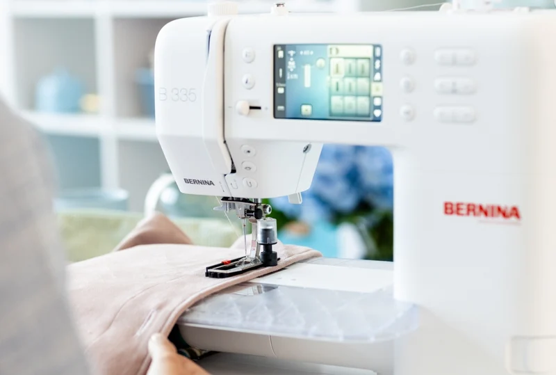 BERNINA B335 – Modell 2025 - die moderne Enthusiastin