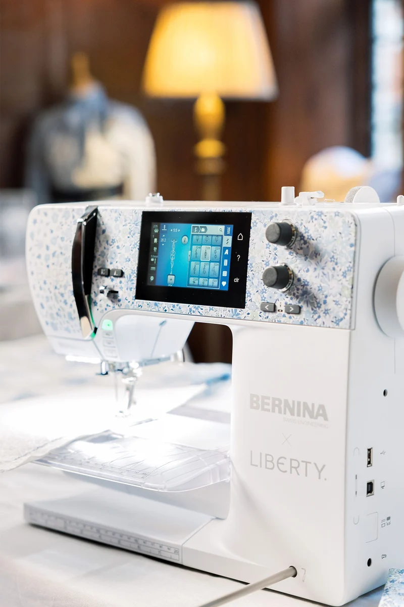BERNINA B 495 LIBERTY Edition