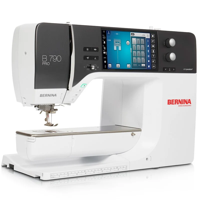 Bernina B 790 PRO mit SDT Stickmodul inkl. Bernina XL-Trolley Set