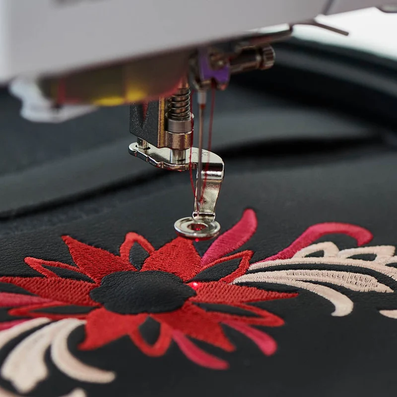 Bernina B 790 PRO mit SDT Stickmodul