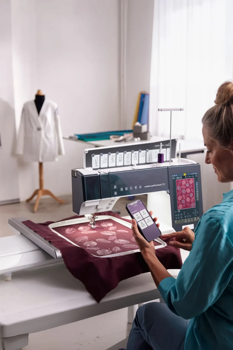 PFAFF creative performance 950 Näh- und Stickmaschine