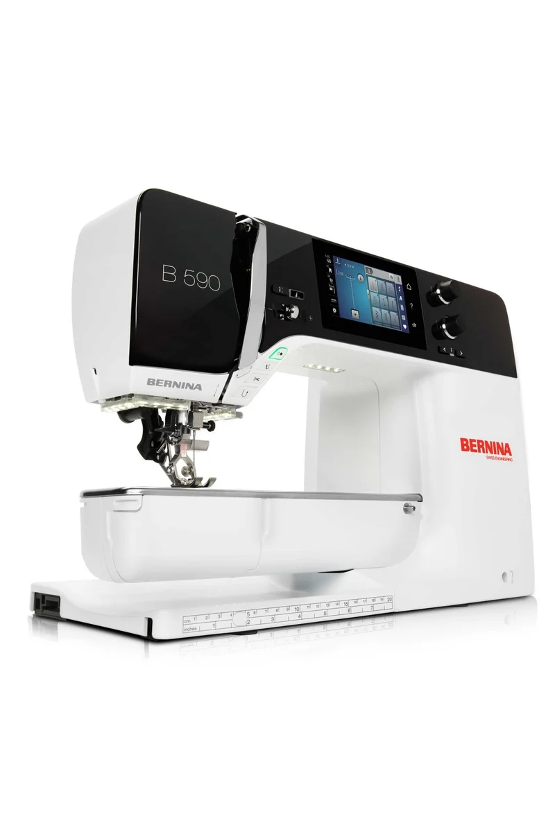 Bernina B590 mit Stickmodul M (SDT)