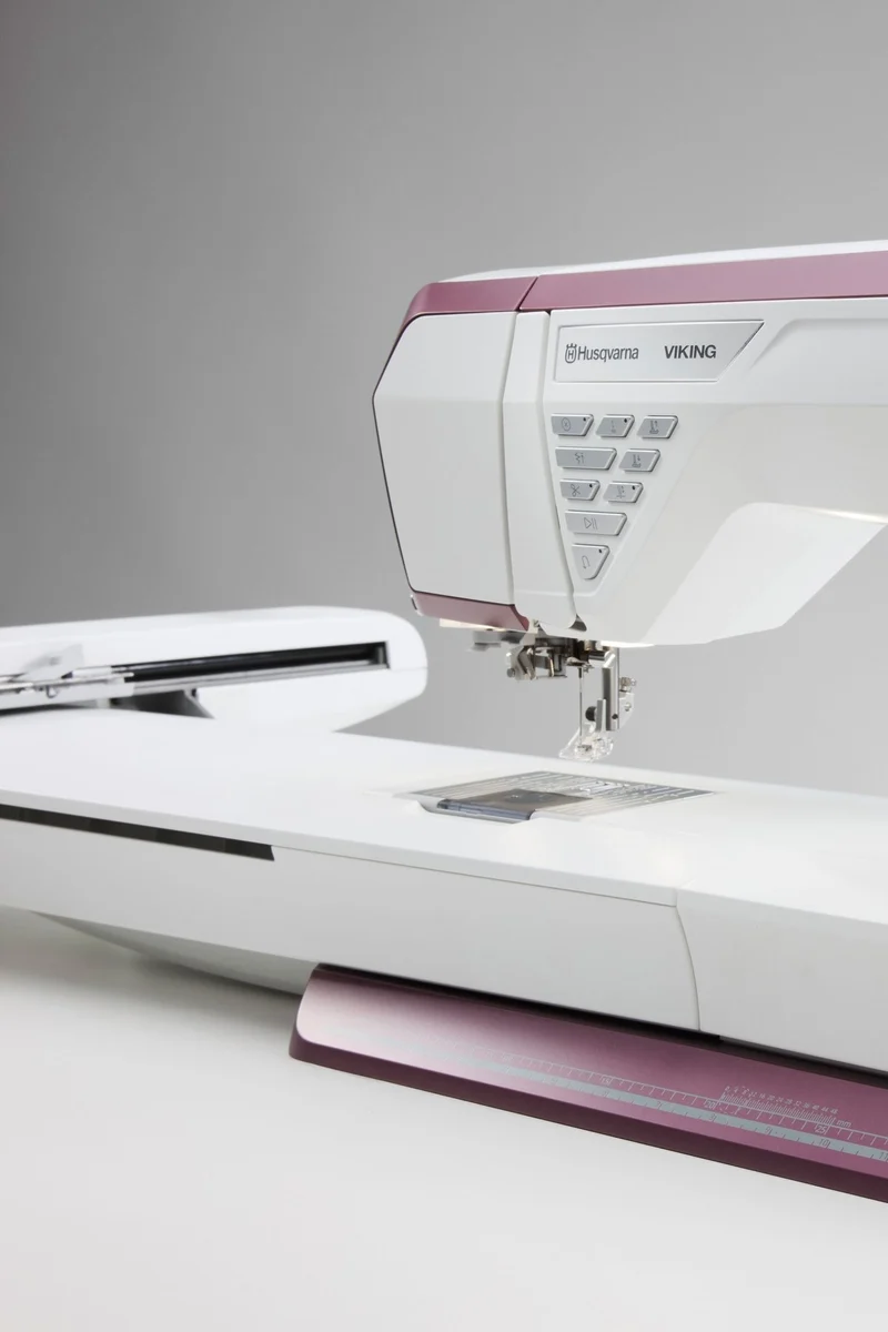 Husqvarna VIKING Designer Topaz 65 Näh- & Stickmaschine