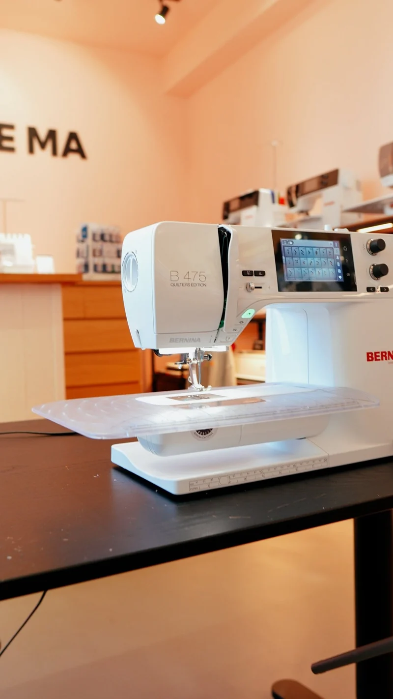 BERNINA B 475 QE Nähmaschine