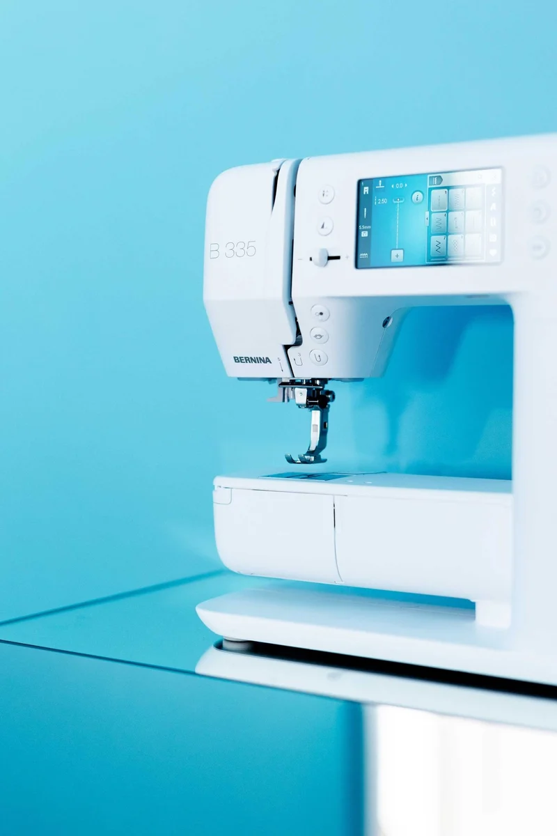 BERNINA 335 (2. Generation) Nähmaschine