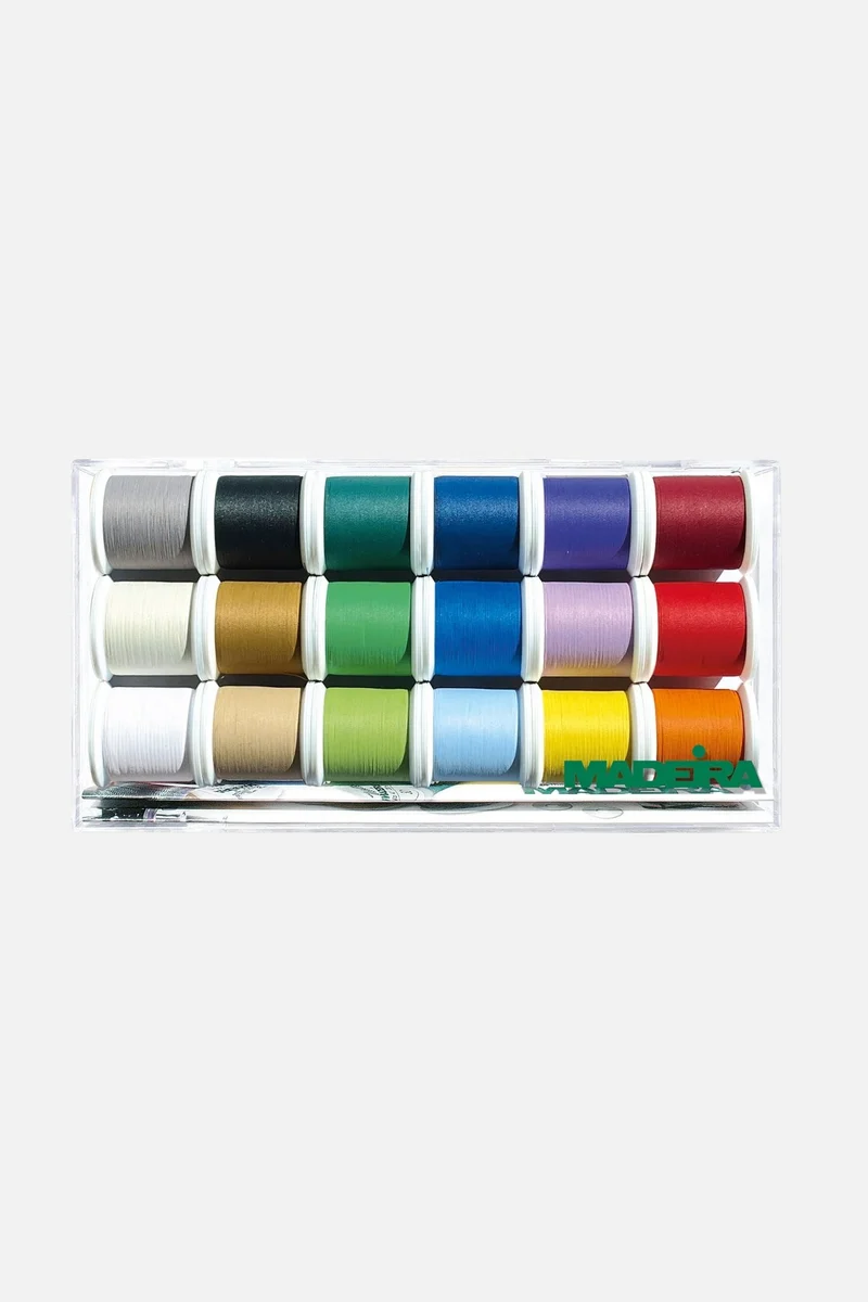 Madeira Frosted Matt Garnbox No. 40 – 18 × 200 m
