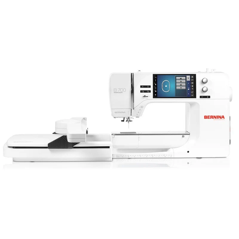 Bernina B 700 mit SDT-Stickmodul inkl. Bernina XL-Trolley Set
