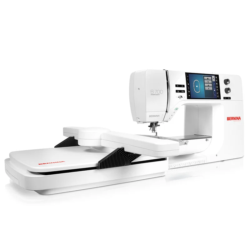 Bernina B 700 mit SDT-Stickmodul inkl. Bernina XL-Trolley Set