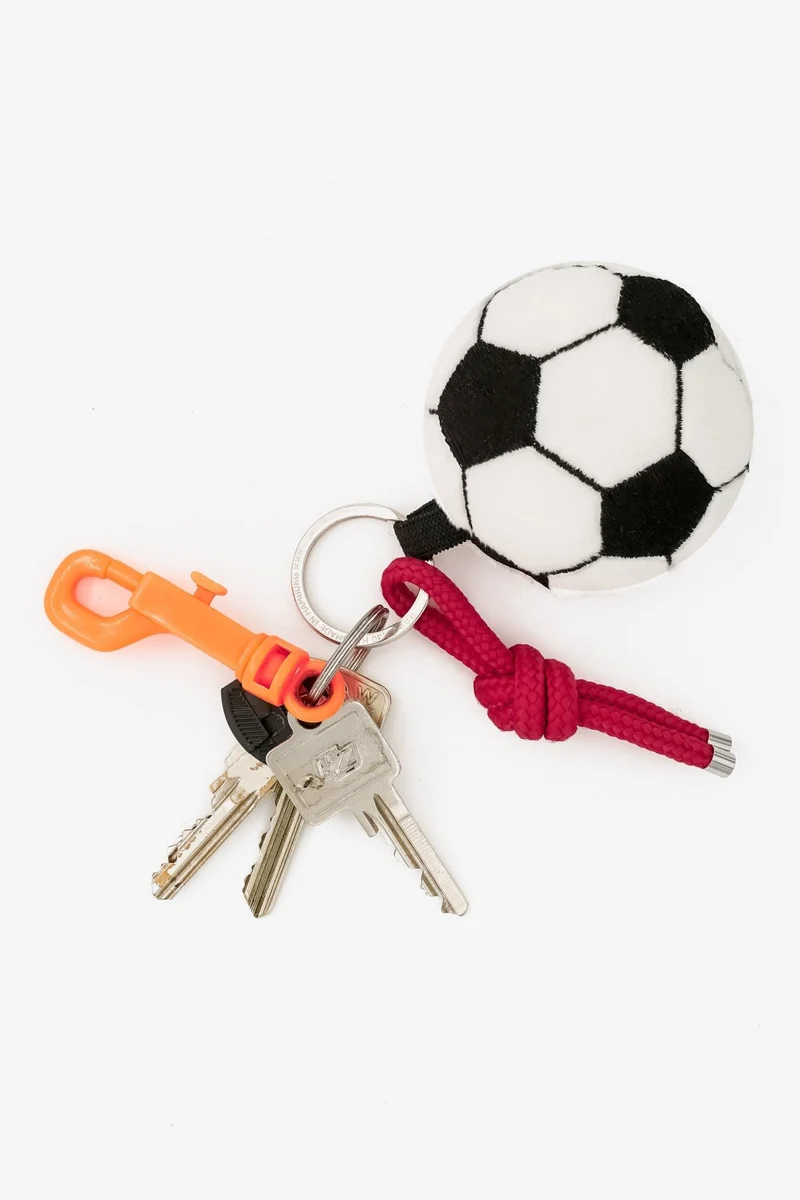 ITH Stickdatei Fußball (3 Größen inkl.)