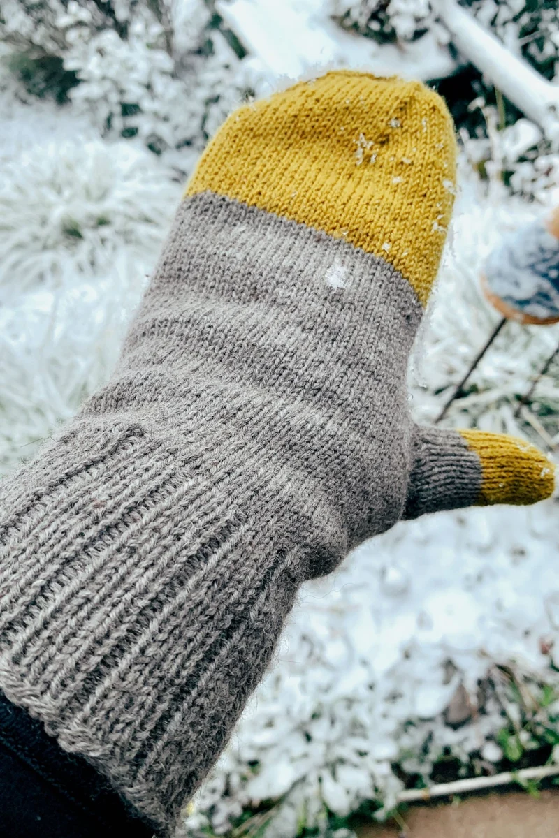 Strickanleitung Fäustlinge Mona (PDF)