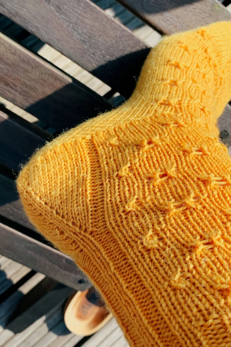 Strickanleitung Socken YUNA (PDF)