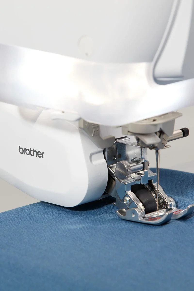 Brother Innov-is VQ4 Nähmaschine