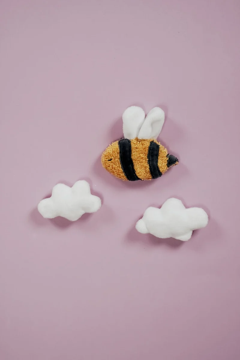 ITH Stickdatei Biene und Wolken