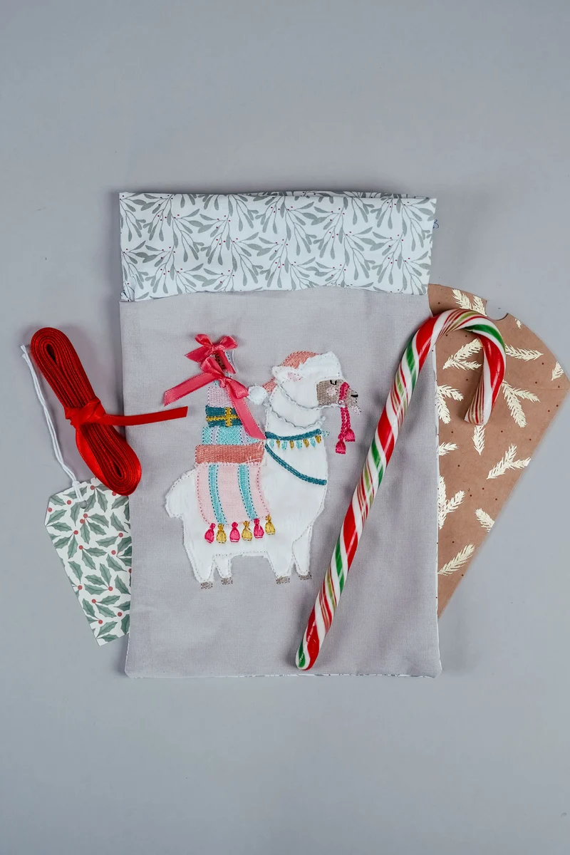 Stickdatei Applikation Weihnachts-Alpaka