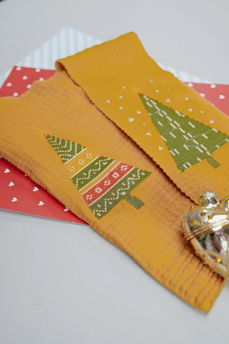 Stickdatei Weihnachtsbäume Cross-Stitch (2 Varianten)