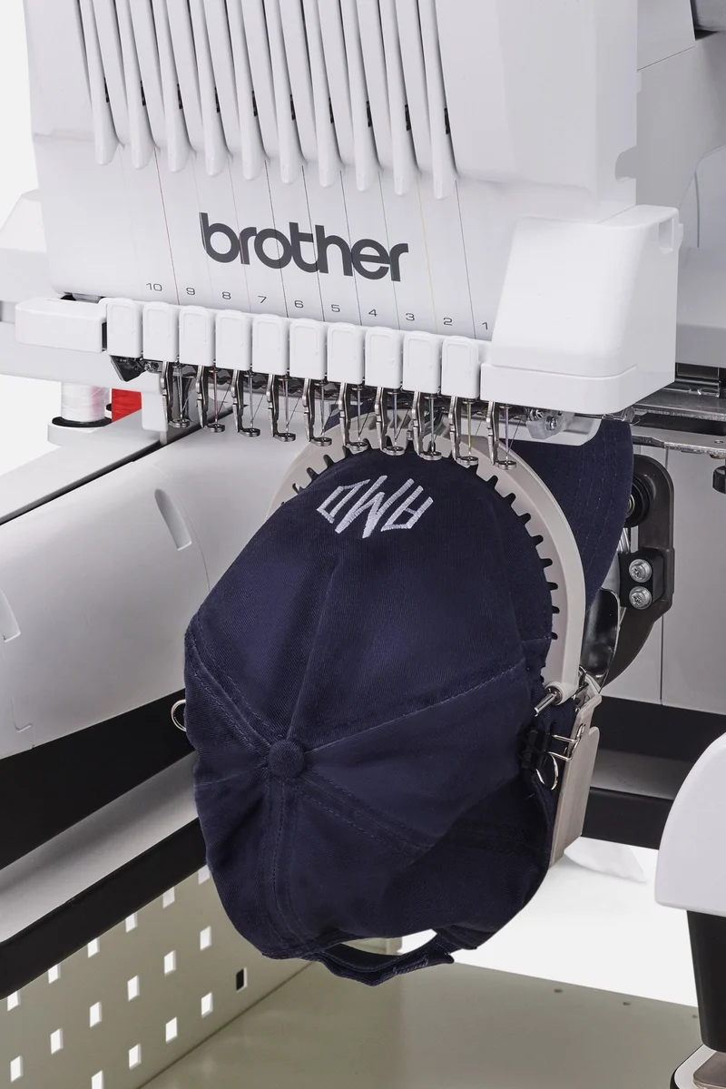 Brother PR1060W 10-Nadel-Stickmaschine