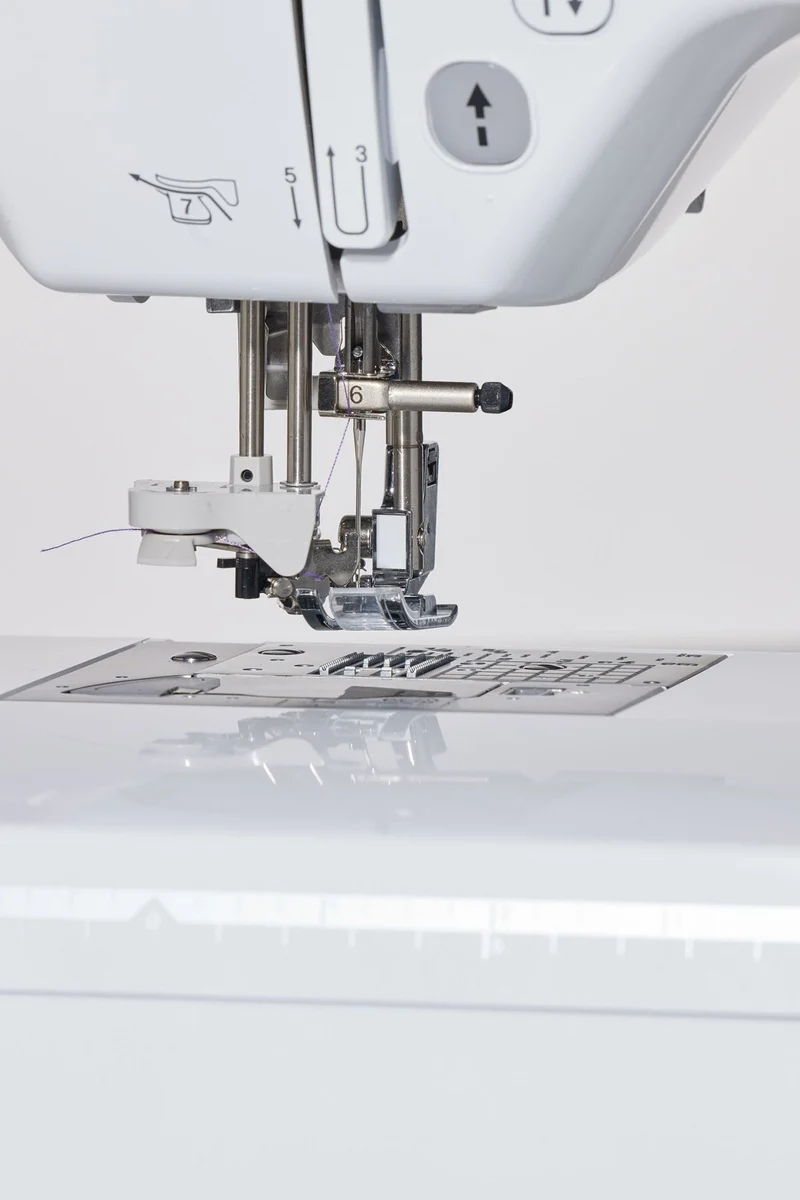 Brother Innov-is F560 Nähmaschine