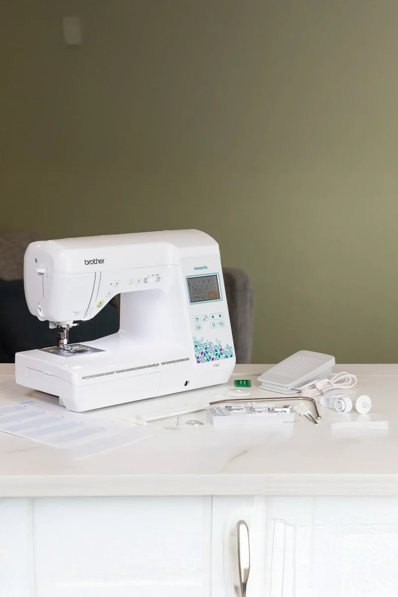 Brother Innov-is F560 Nähmaschine