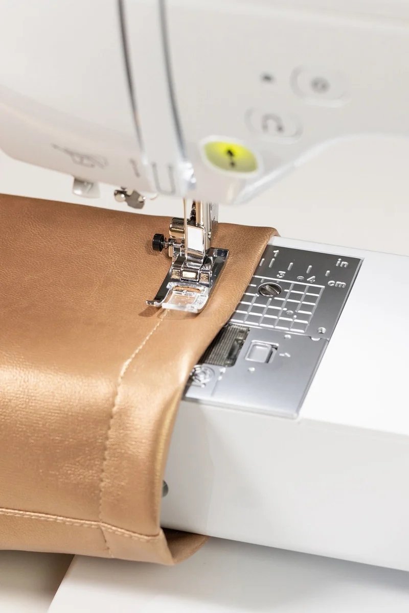 Brother Innov-is F560 Nähmaschine
