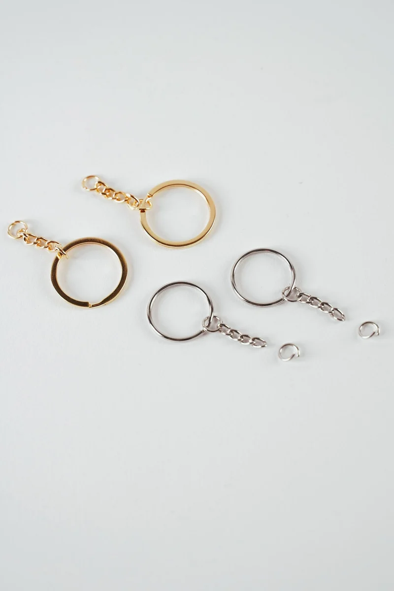 Schlüsselringe mit Kette – 2er-Set