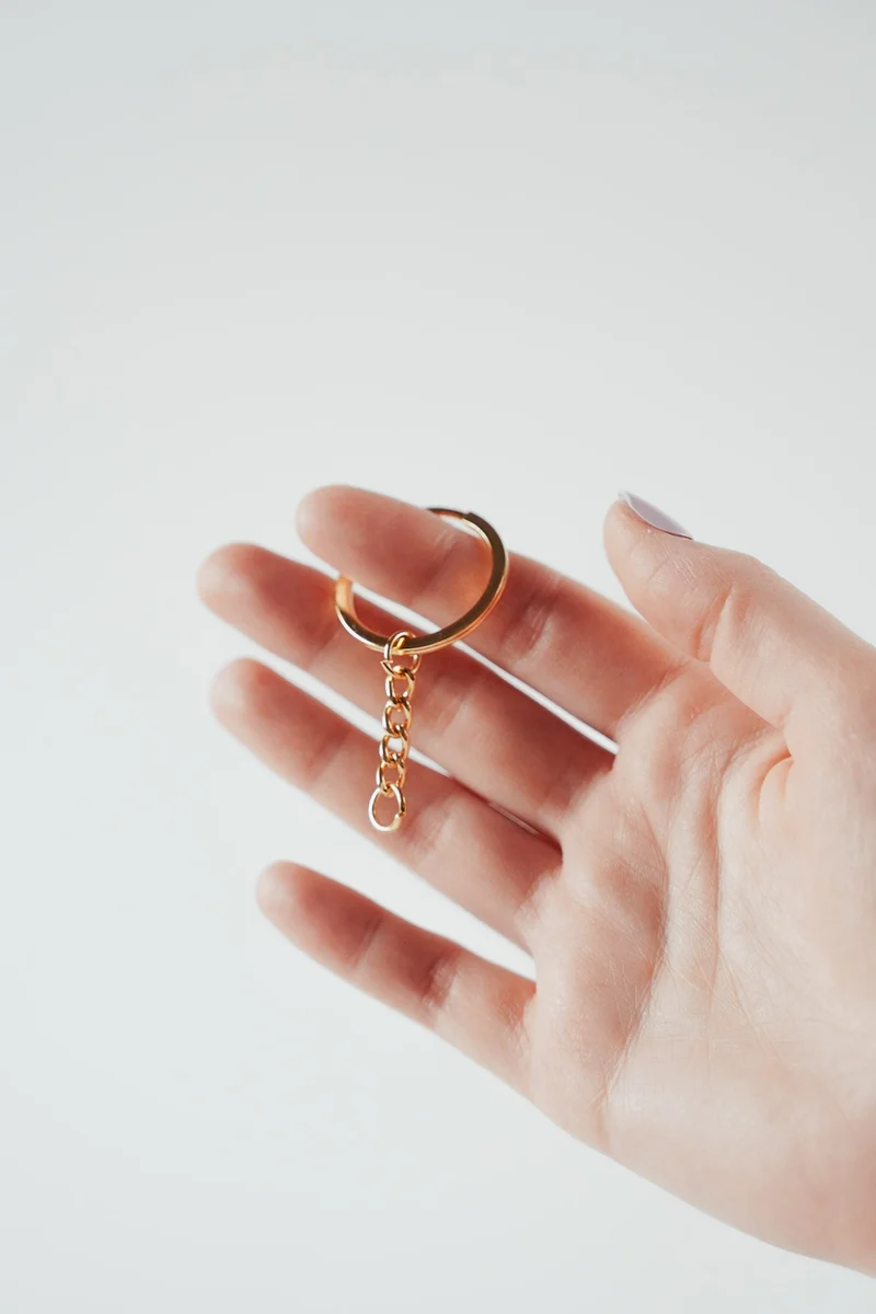 Schlüsselringe mit Kette – 2er-Set