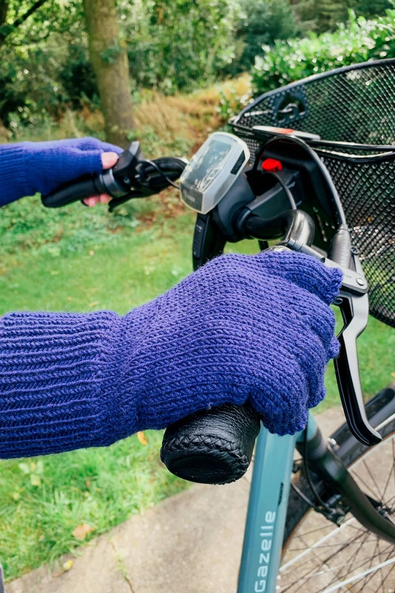 Strickanleitung Halbfingerhandschuhe GESPER (PDF)