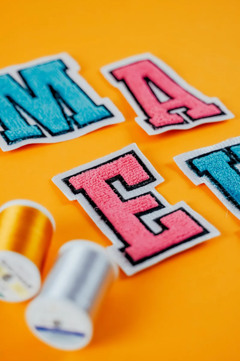 Stickdatei Alphabet »University«