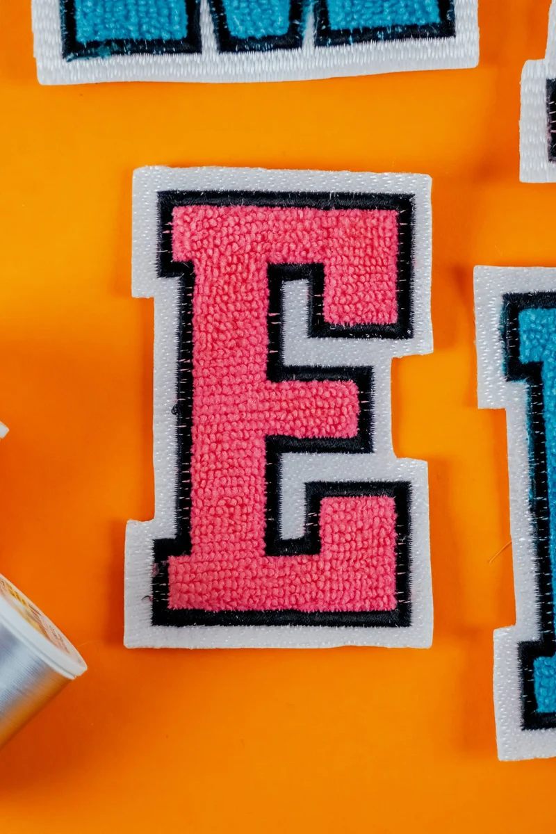 Stickdatei Alphabet »University«