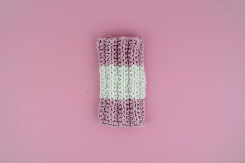 Strickanleitung Armstulpen ASPEN (PDF)