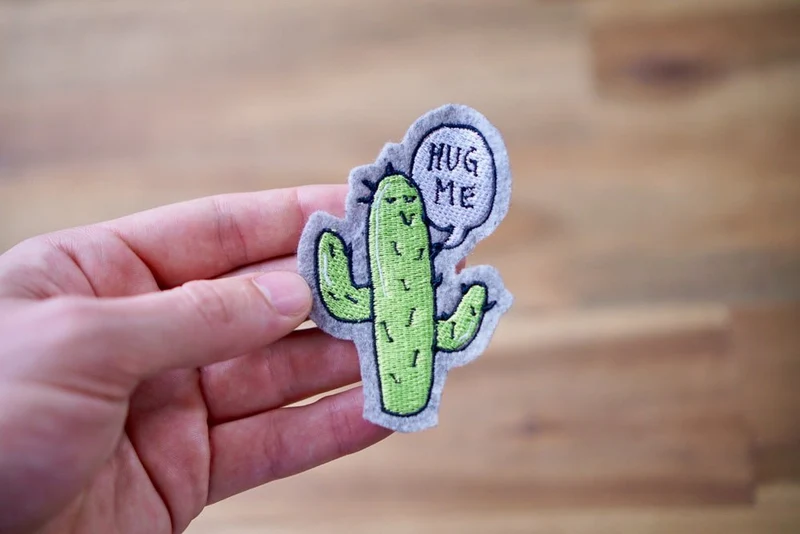 Stickdatei Kaktus "Hug me" – 57,5 × 82,6 mm