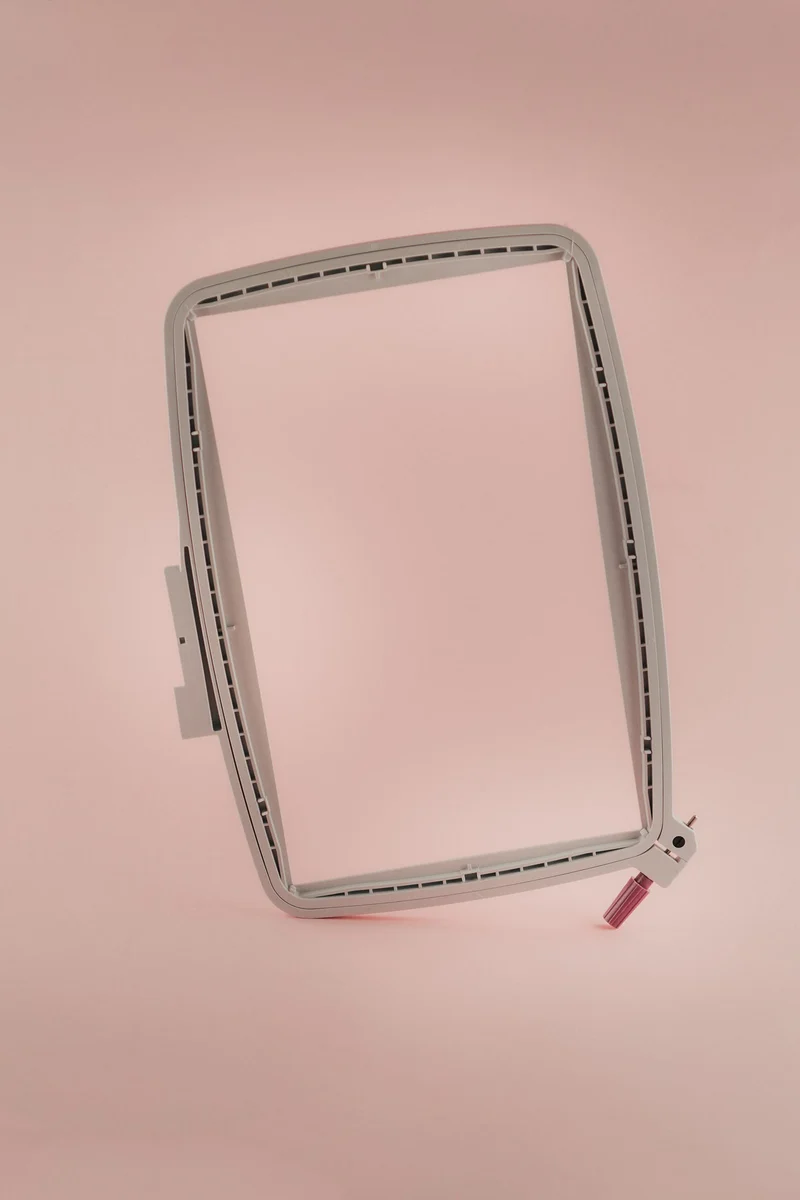 Husqvarna VIKING Large Hoop – 150 × 240 mm