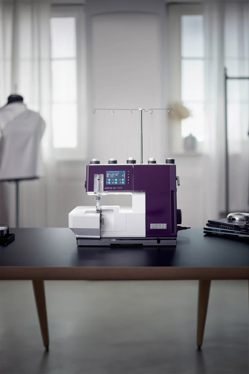 PFAFF admire air 7000 Overlock & Coverlock