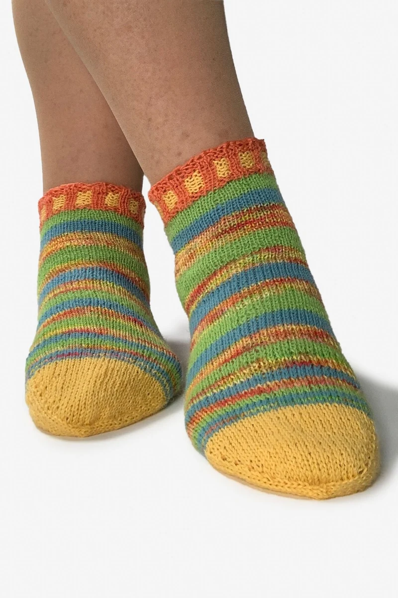 Strickanleitung Sneakersocken XENIE (PDF)