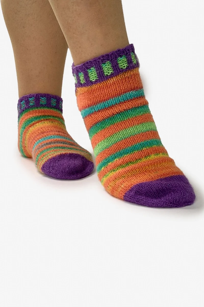 Strickanleitung Sneakersocken XENIE (PDF)