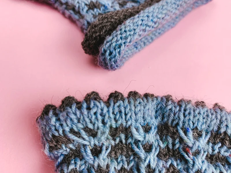 Strickanleitung Handstulpen HELGA (PDF)