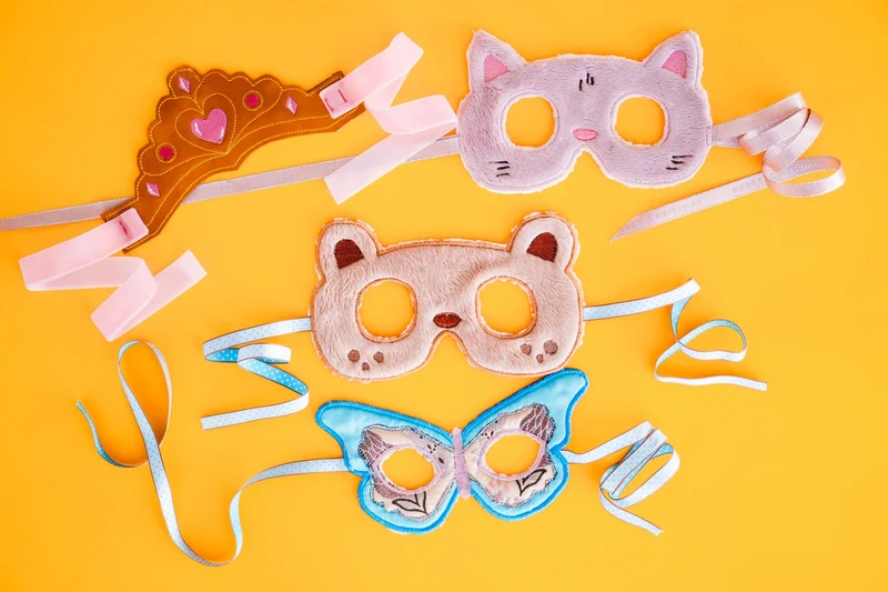 ITH Stickdatei Masken SET