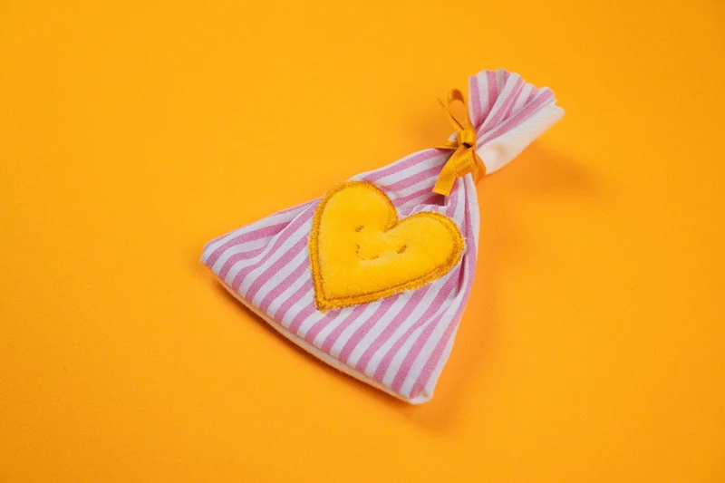 ITH Stickdatei Beutelchen (+ GRATIS Applikation Herz)
