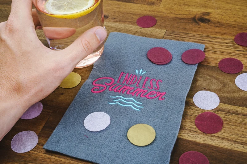 Stickdatei »Endless Summer« – 81,5 × 86,2 mm