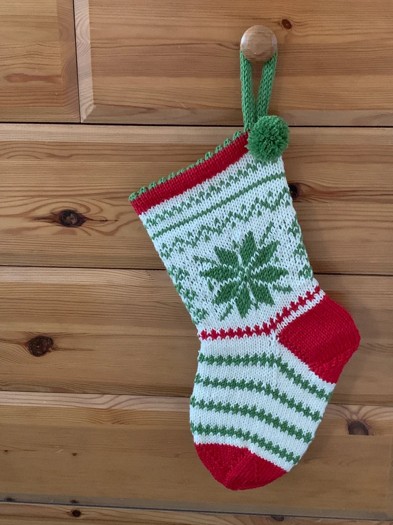 Strickanleitung JULSTRUMPA (PDF)