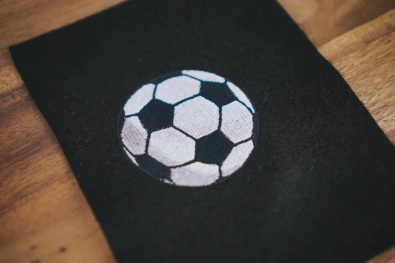 Stickdatei Fußball – 70,1 × 70,2 mm
