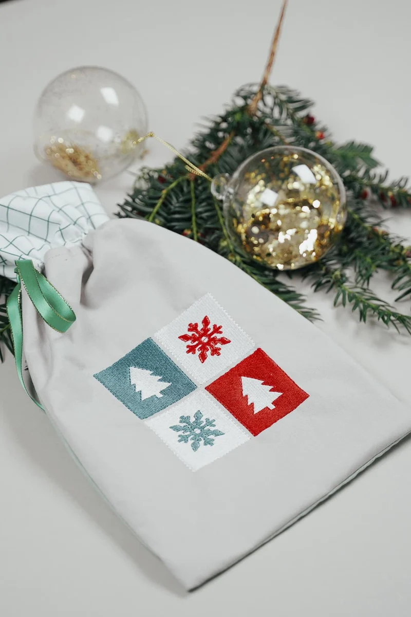Stickdatei Grafische Weihnachten